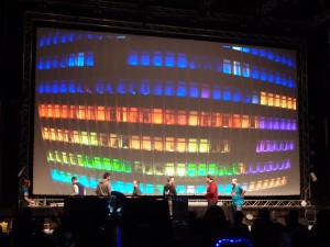 The
winner of the Wild compo, with their gigantic RGB LED display made from
a building
facade