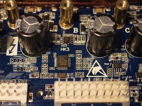 STM32F closeup, and surrounding components